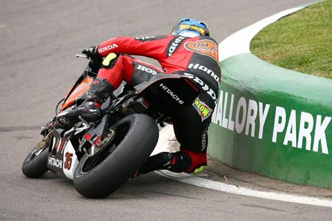 Mallory Park British Superbikes: Cal Crutchlow continues top weekend form