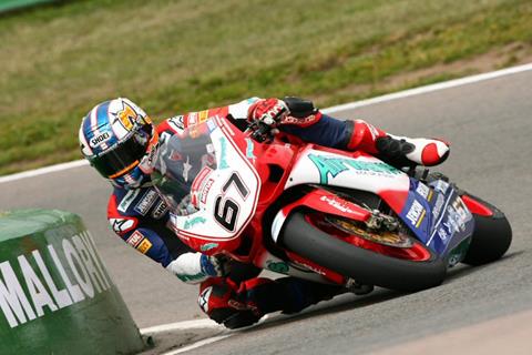 Mallory Park British Superbikes: Turn one mistake costs Shane Byrne in qualifying