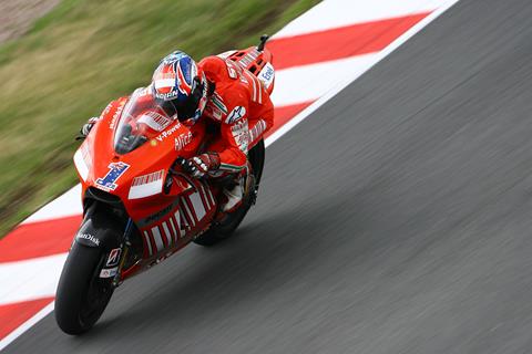 Sachsenring MotoGP - Casey Stoner breaks Sachsenring circuit record in free practice