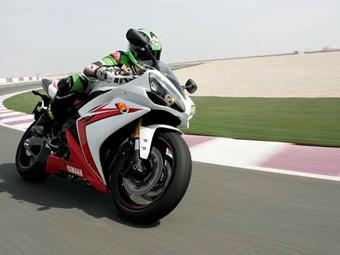 YAMAHA R1 (2007-2008) review