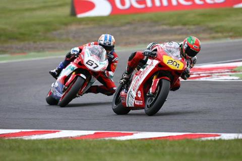 Knockhill British Superbikes: Shane Byrne tops FP1; John Laverty out