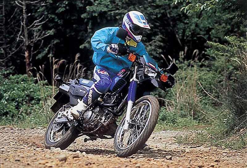 YAMAHA XT600 (1990-2004) Review | Speed, Specs & Prices