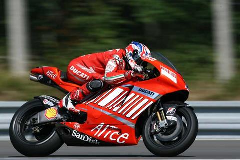 Casey Stoner smashes Brno lap record