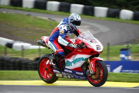 Cadwell Park British Superbikes: Leon Camier: “I’m looking forward to going back to Cadwell Park”