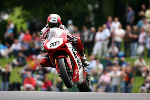 Cadwell Park British Superbikes: Michael Rutter not cutting the Mountain section