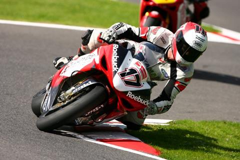 Cadwell Park British Superbikes: Battered Simon Andrews battles to 7th and 6th