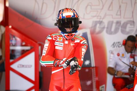 Misano MotoGP: Casey Stoner battles wrist problem