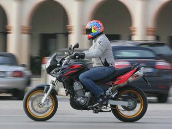 APRILIA PEGASO FACTORY (2007-2009) review