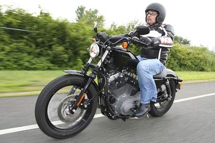 HARLEY-DAVIDSON SPORTSTER 1200 Nightster (2007-2012)