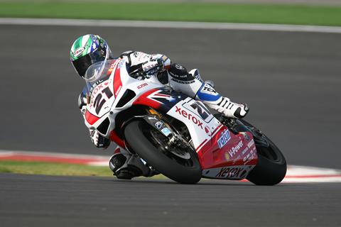 Portimao WSB: Perfect end to career for Bayliss with double win