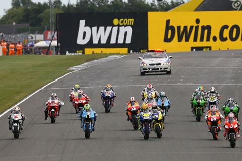 Donington Park offer Christmas racing pass