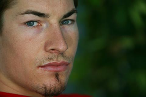 Nicky Hayden sad to lose qualifying tyres