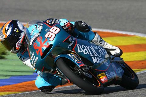 Bradley Smith second fastest on 2009 debut