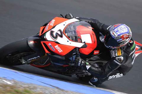 Valencia WSB Biaggi's Aprilia heads Yamaha and Ducati