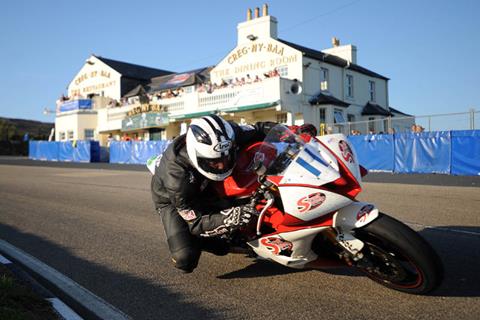 Competitors get underway at the Isle of Man TT 2009