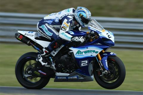 Snetterton BSB: Camier wins first Snetterton race