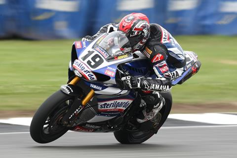 Donington WSB: Spies takes race one win