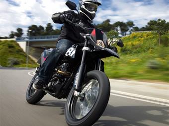 DERBI SENDA 125 SM (2009-on) review