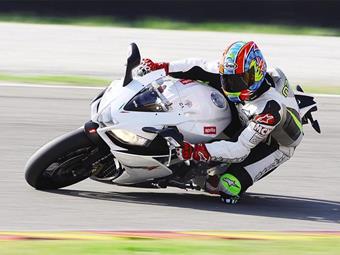 APRILIA RSV4 (2010-on) review