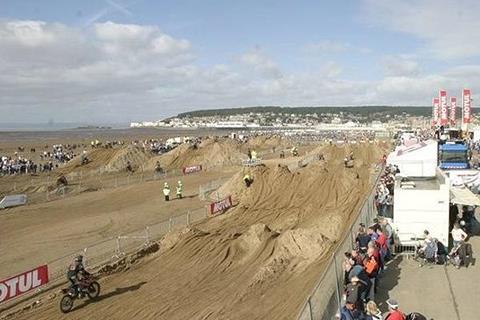 Multiple crash stops Weston Beach race 