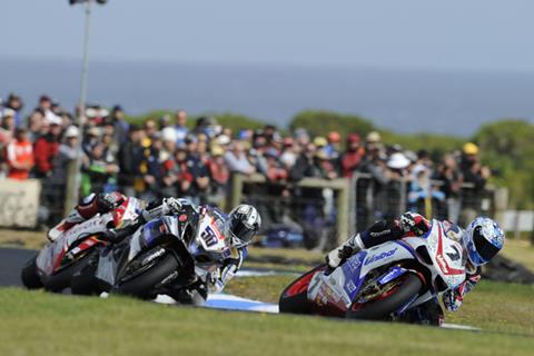 Phillip Island WSB: Checa takes the win on the last lap