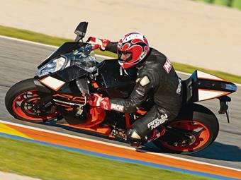 KTM RC8R (2011-on) review