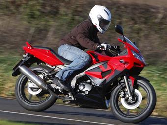 KYMCO KR SPORT 125 (2010-on) review