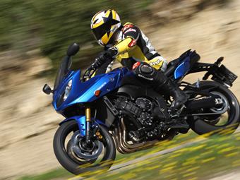 YAMAHA FAZER 8 (2010-on) review