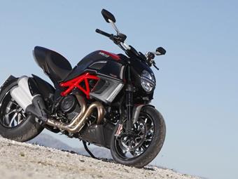 DUCATI DIAVEL (2011-2019) review