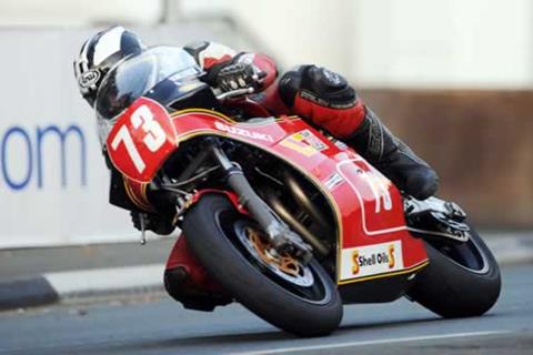 Dunlop clocks 117.9mph in Manx Post Classic practice