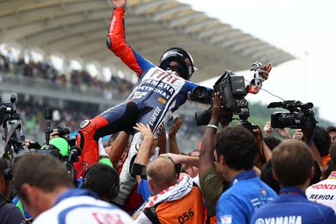 Sepang MotoGP: Jorge Lorenzo crowned world champion, Valentino Rossi wins