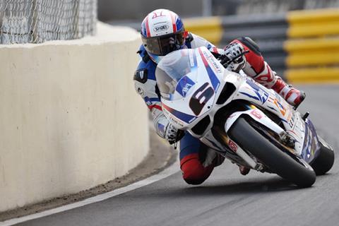 Rutter dominates Macau first practice