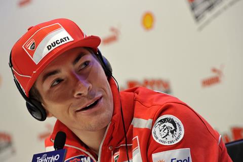 Nicky Hayden unfazed by Valentino Rossi threat