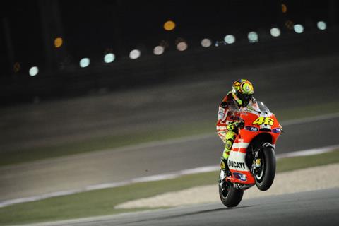 Qatar MotoGP: Valentino Rossi struggles with shoulder