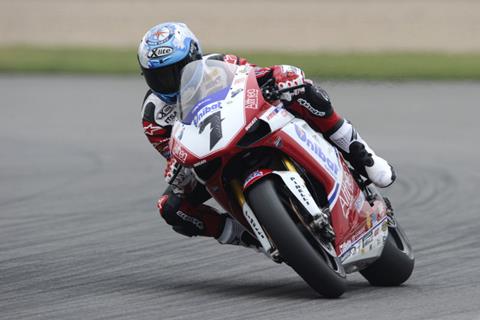 MCN Donington WSB: Checa dominates race two