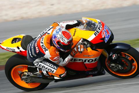 Jerez MotoGP: Stoner on top in FP1