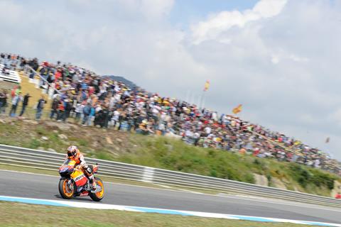 Estoril MotoGP: Back issue costs Casey Stoner