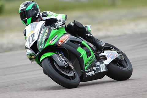 Thruxton BSB: Alex Lowes takes pole