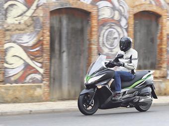 KAWASAKI J300 (2014-on) review