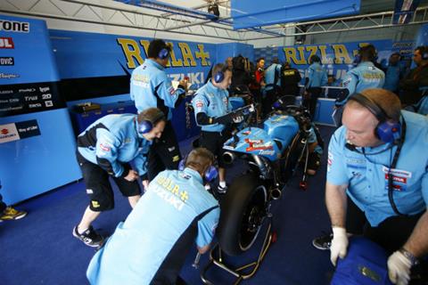 Suzuki set Friday deadline to commit to MotoGP in 2012 