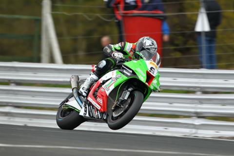 Oulton Park BSB: Walker wins wet first race