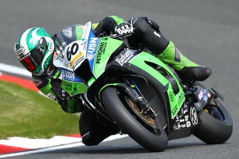 Hickman dropped by MSS Kawasaki