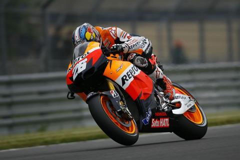 Le Mans MotoGP: Pedrosa steals pole