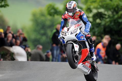 Isle of Man TT: Honda and Suzuki ready for Saturday’s Senior