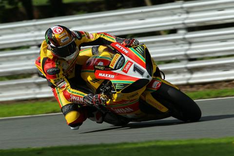 Oulton Park BSB: Hill successfully converted his pole position into a race win