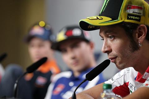  Valentino Rossi talks Yamaha return 