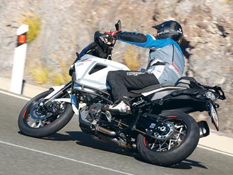 KTM 1290 SUPER ADVENTURE (2015-on) review