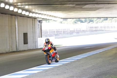 Motegi MotoGP: Dani Pedrosa off to flying start in Japan 