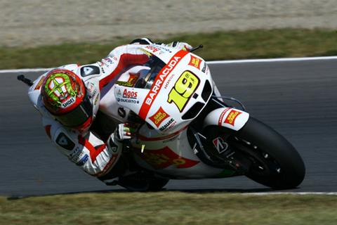 Alvaro Bautista keeps Gresini Honda ride