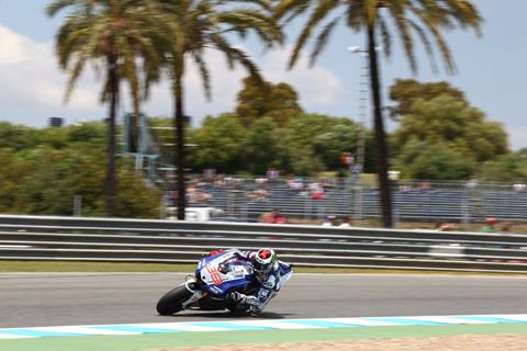 Jerez MotoGP: Lorenzo stays cool in crash-fest qualifying